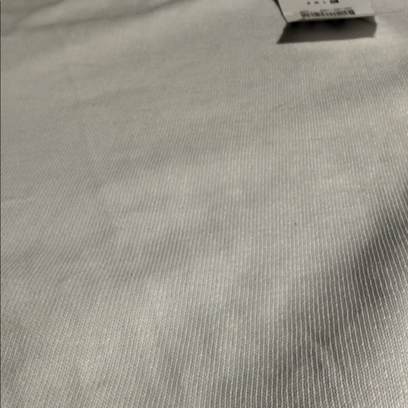 Zara Classic White Tee - Picture 6 of 7